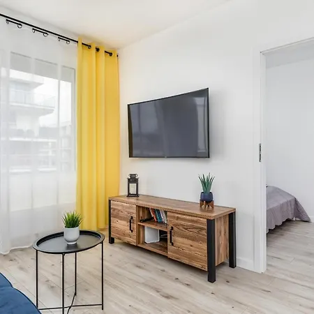 Apartment Osiedle Bursztynowe Ii By Renters Kolobrzeg